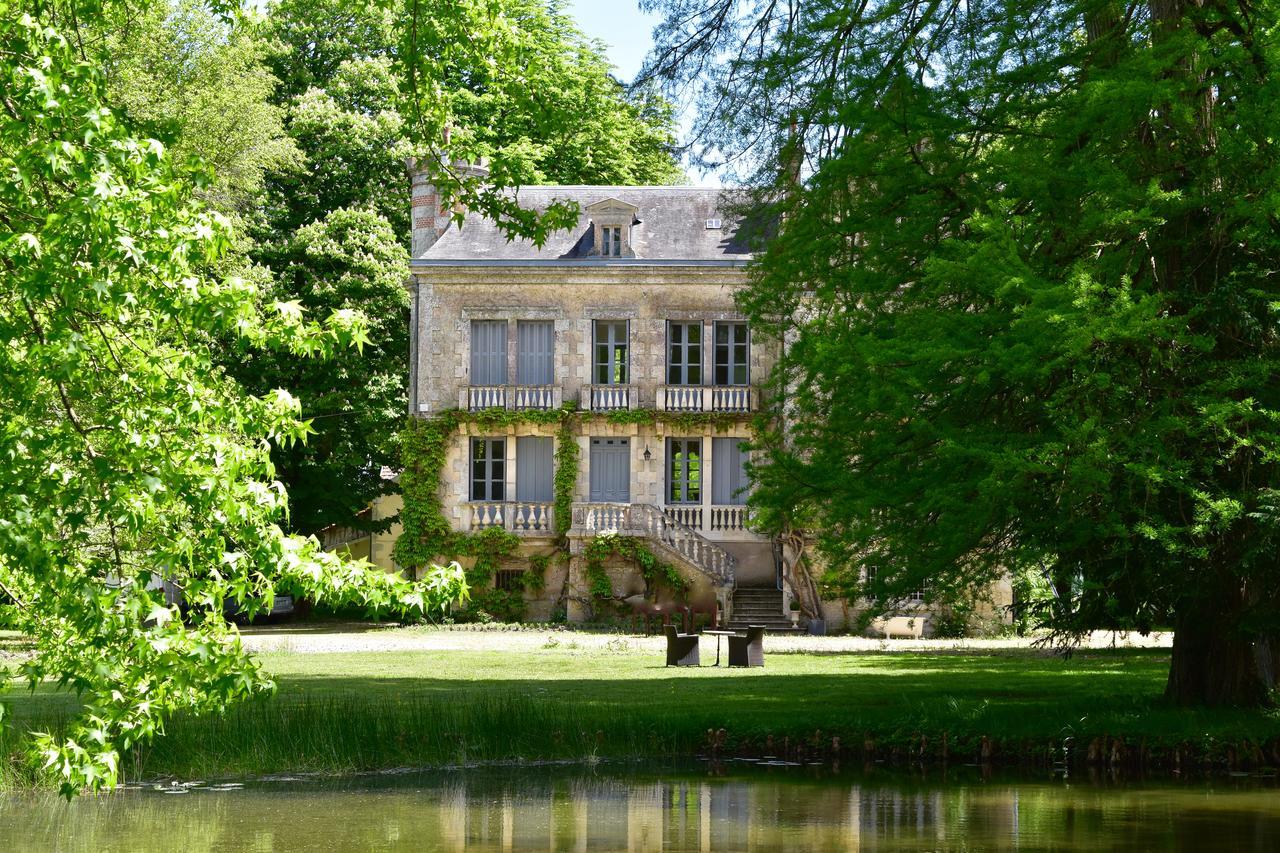 Bed and Breakfast Manoir De Plaisance Benon Esterno foto