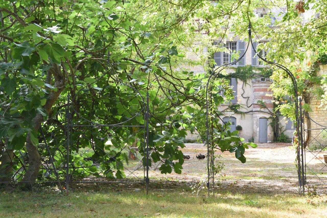 Bed and Breakfast Manoir De Plaisance Benon Esterno foto